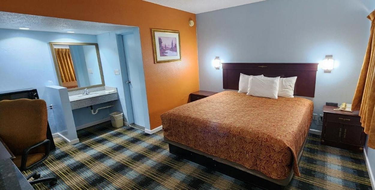 Town House Inn เคปกิราร์โด ภายนอก รูปภาพ